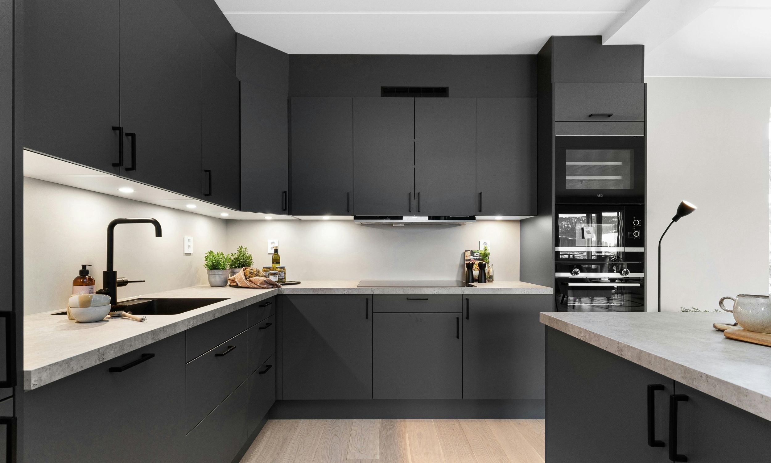 Montaje de cocinas y muebles